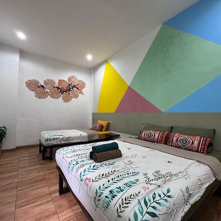 Mador Malang Dorm Hostel Экстерьер фото